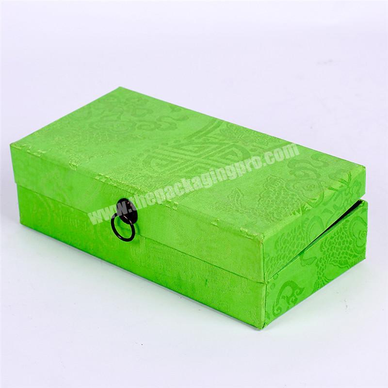Custom Green Special Paper Cover Gift Box With Metal Buckle