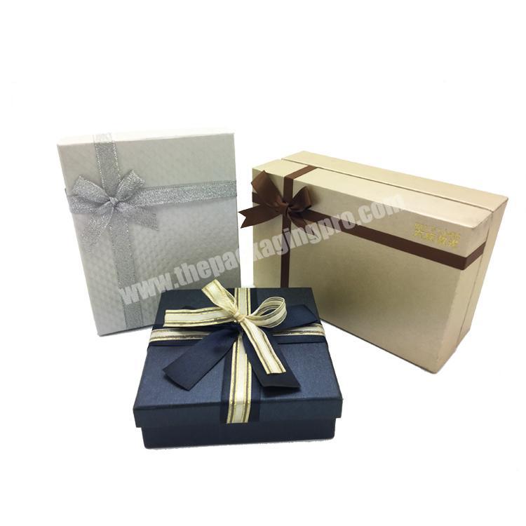 Custom High Quality Flannelette Handmade Gift Box with Ribbon Sponge Insert
