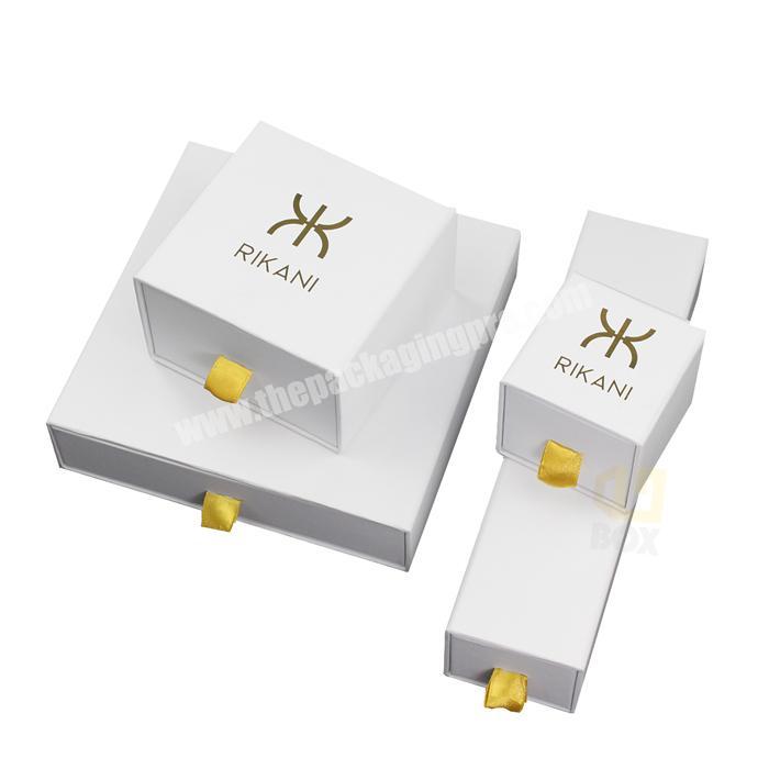 Custom Hotsale Luxury White Velvet Jewelry Box Packaging For Necklace