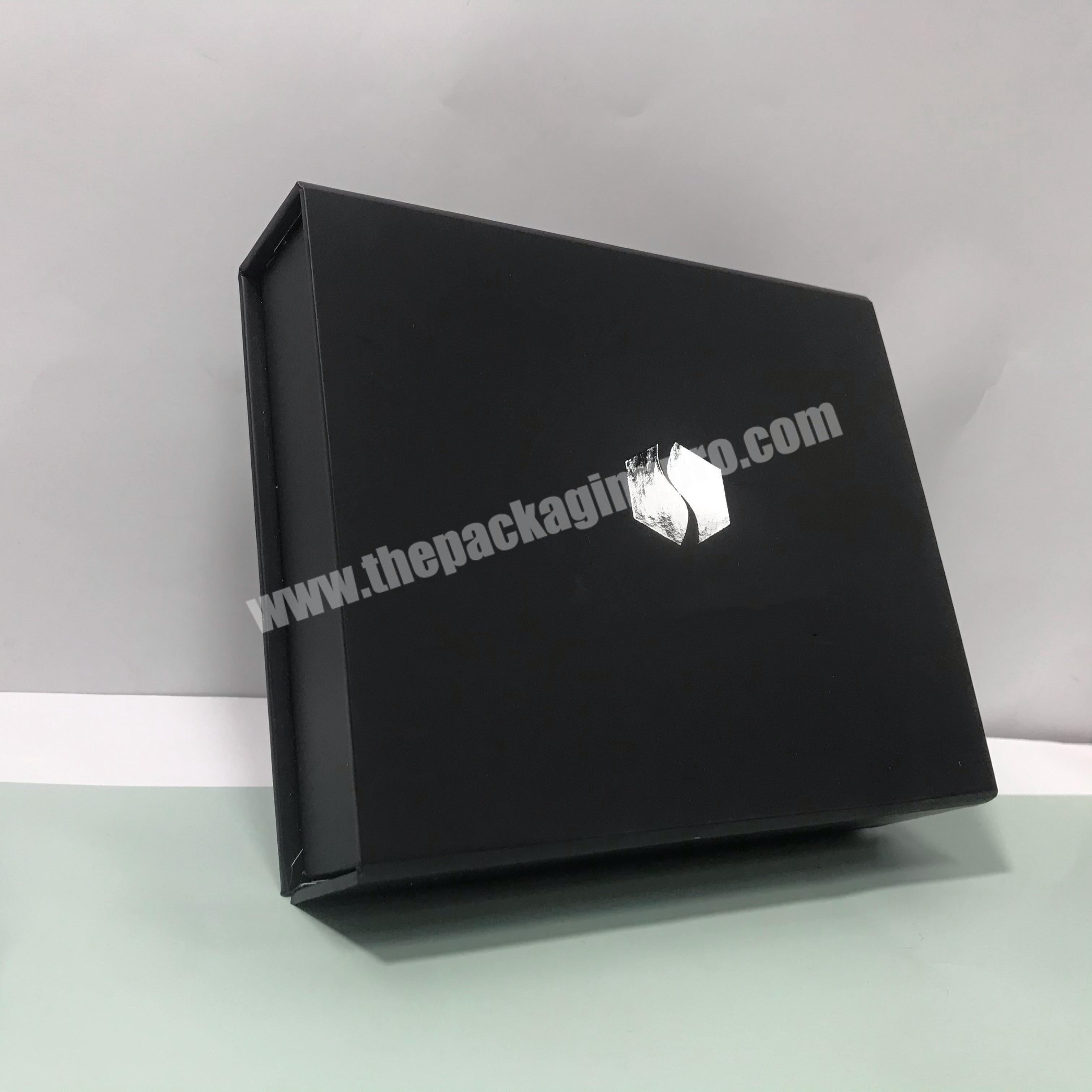 Custom logo black high-end cardboard perfume box lipstick box magnet box enclosed with foam