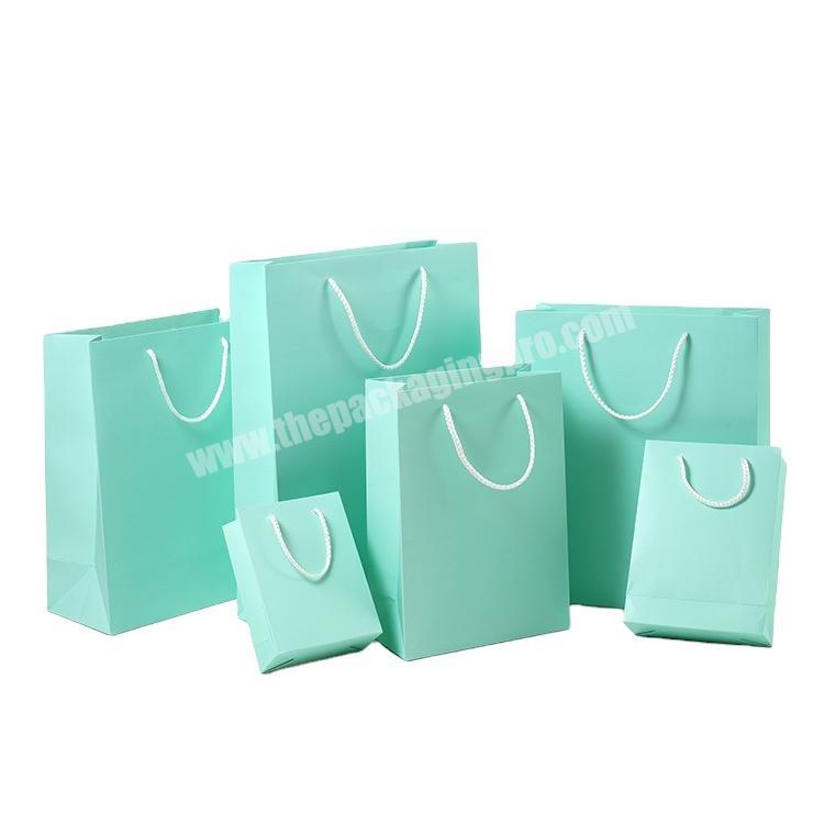 Custom Logo  Braft Paper Shopping Bags Matt Lamination Paper Bags