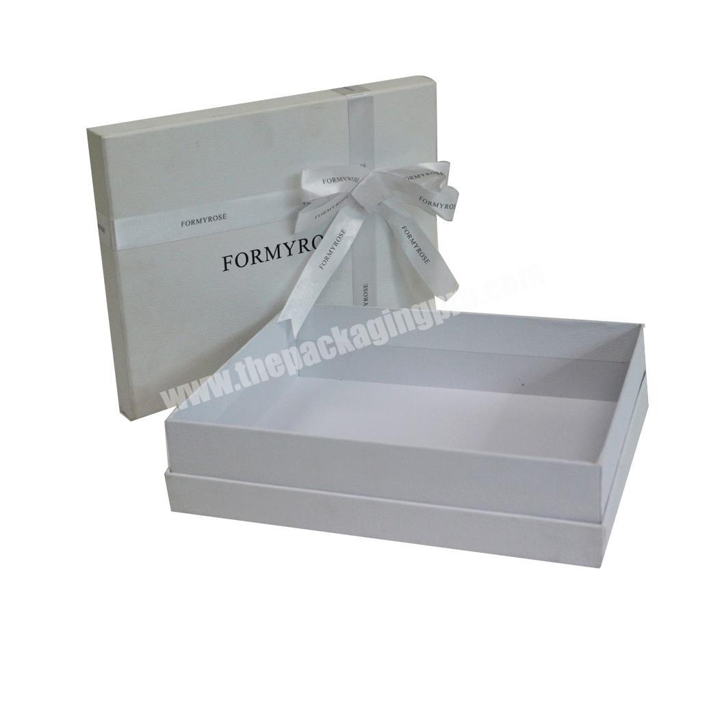 Custom logo luxury large size rigid cardboard clothing packaging gift boxes manufacturers