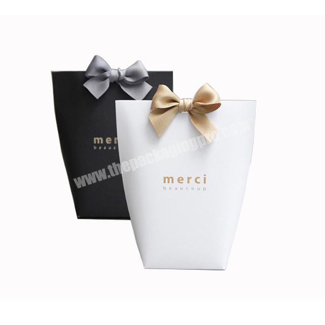 Custom Logo Print Luxury Wedding Favor Gift Paper Bags for Candy