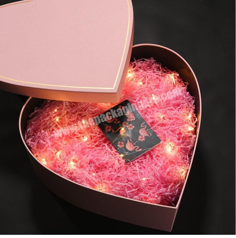 Custom Logo Printed heart-shaped Packaging Box Paper Christmas Chocolate Gift Box