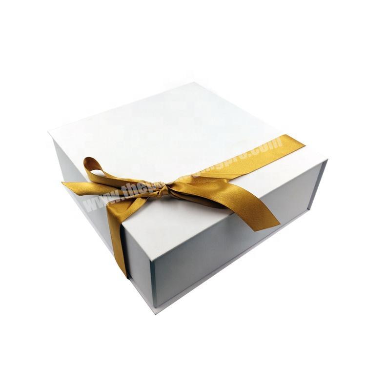 Custom Logo Printed Recyclable Cardboard Paper Packaging Folding Gift Box With Ribbon