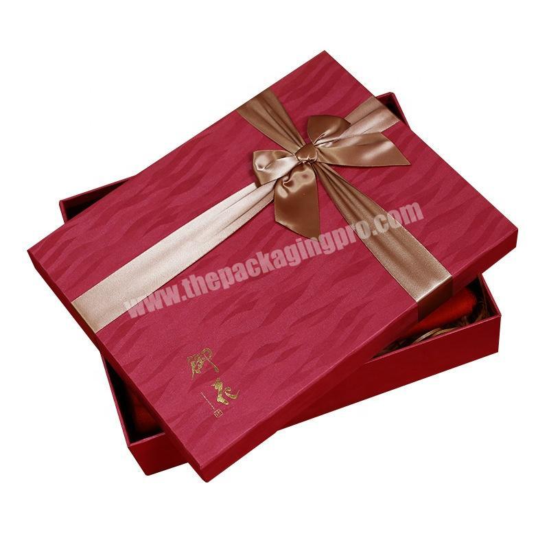 Custom Logo Rectangular Shape Rigid Christmas Luxury Scarf Packaging Gift Box