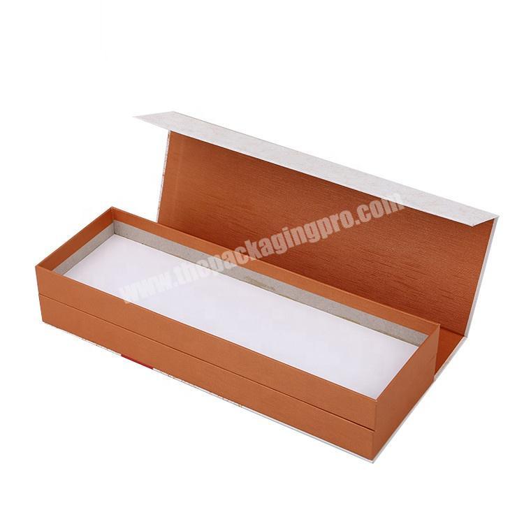 Custom Logo Recycled Cardboard Kraft Paper Packing Magnetic Closure Gift Box With Flip Lid