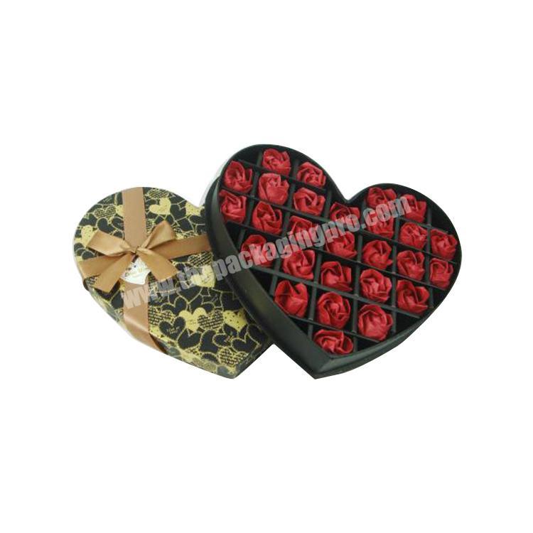Custom logo rigid cardboard sweet heart shape flower gift box packaging for wedding