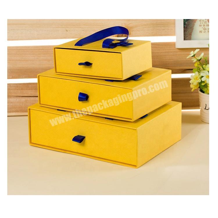 Custom logo Women Apparel Clothing yellow underwear bra packaging box customized drawer boxes for lingerie