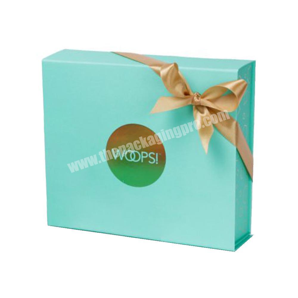 Custom Luxury Book Shaped Folding Paper Magnetic Chocolate Macaron Packaging Gift Box