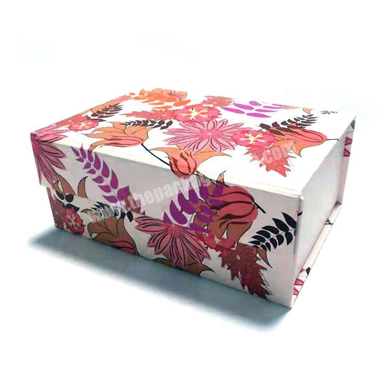Custom Luxury Cardboard Paper Packaging Foldable Magnetic Clothing Gift Box