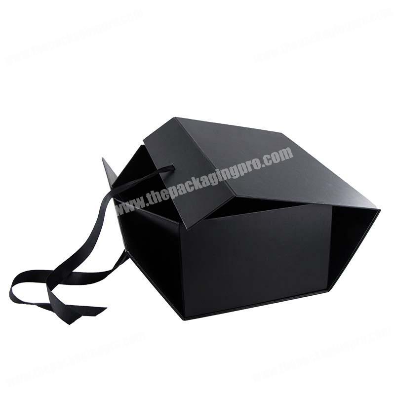 Custom Luxury Rigid Paper Cardboard Black Magnetic Folding Gift Wig Box With Ribbon