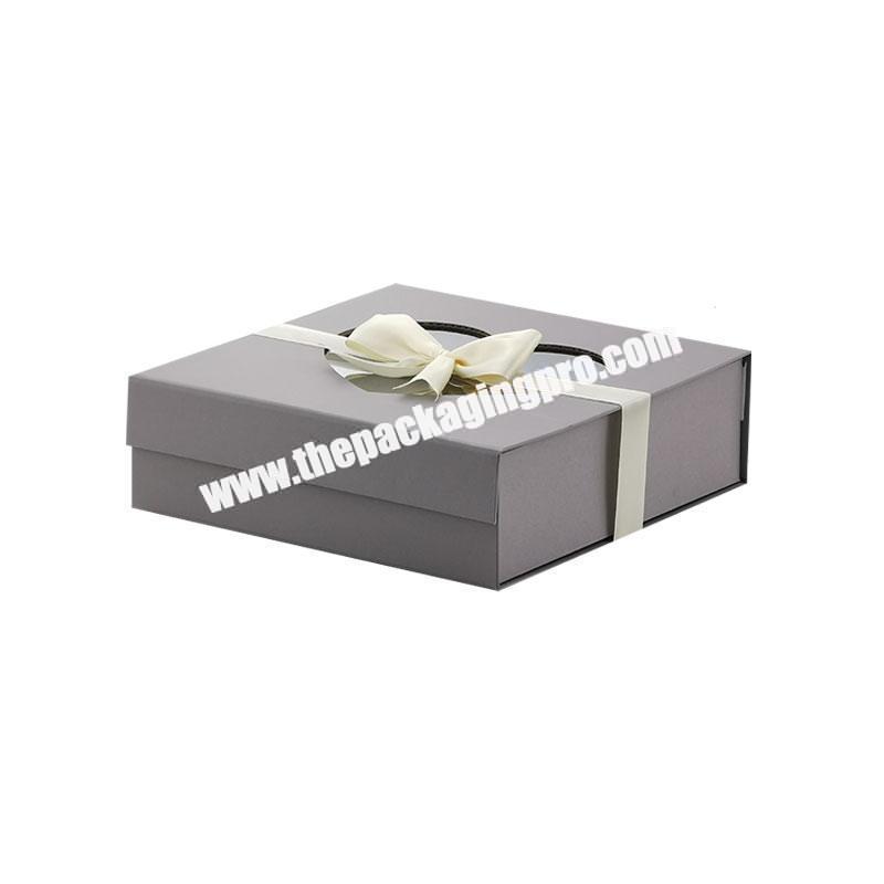 Custom medium luxury magnetic gift boxes for festival gift packaging