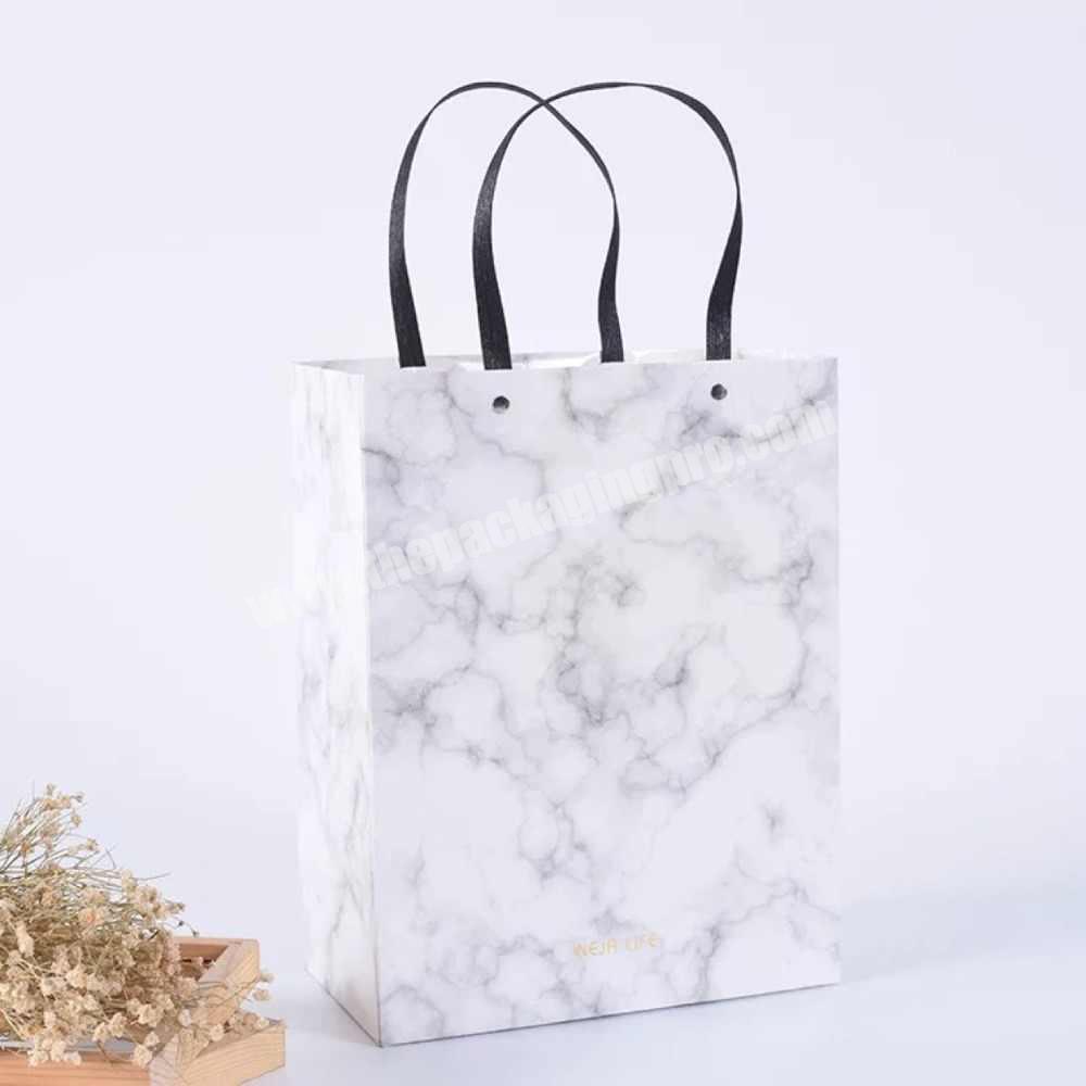 Custom OEM Private Label Eco-Friendly Lashes Eyelash Lip Gloss Paper Gift Bags With Drawstring Handle Ribbon For Makeup Cosmetic