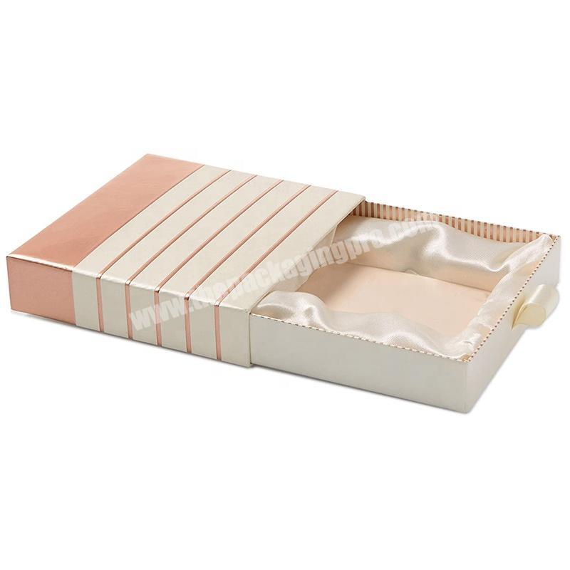 Custom paper gift packing box luxury foldable cosmetic outer packaging