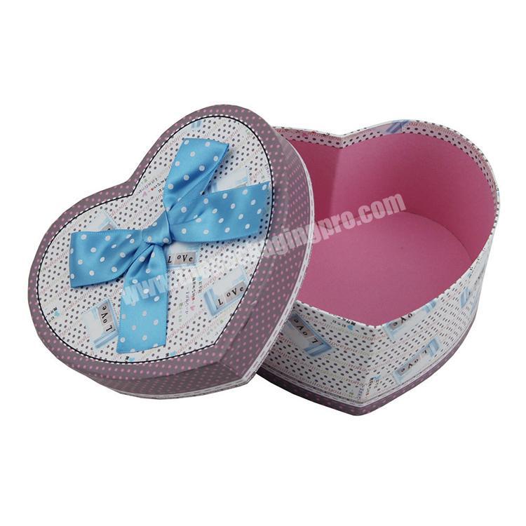 Custom paper heart shape carton box luxury sweet wedding candy boxes