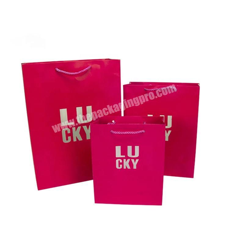 Custom Printing Spot Uv Logo High Quality Promotional 2021 Christmas Gift Paper Tote Bag For Holiday Celebration Presents Wrap