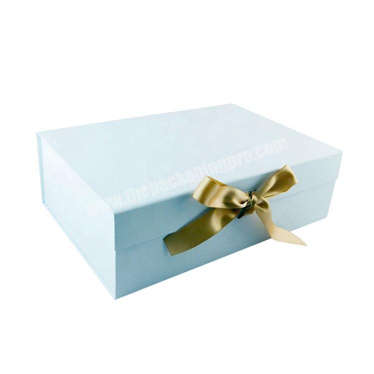 Custom Recyclable Cardboard Paper Packaging Magnetic Folding Gift Box With Ribbon