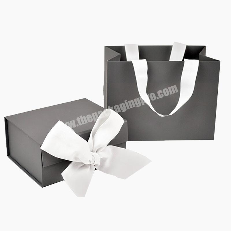 Custom ribbon design small black magnet folding gift box and paper bag