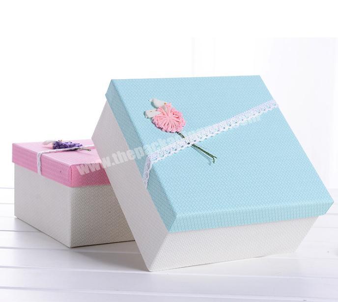 Custom Rigid Paper Gift Box with Lid Ribbon and Try Flower