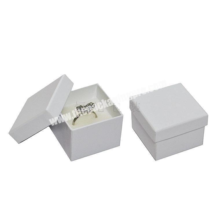 Custom Romantic Sweet high end Engagement Ring eco friendly paper Box Ring White Jewelry Box Simple Jewelry Box For Wedding