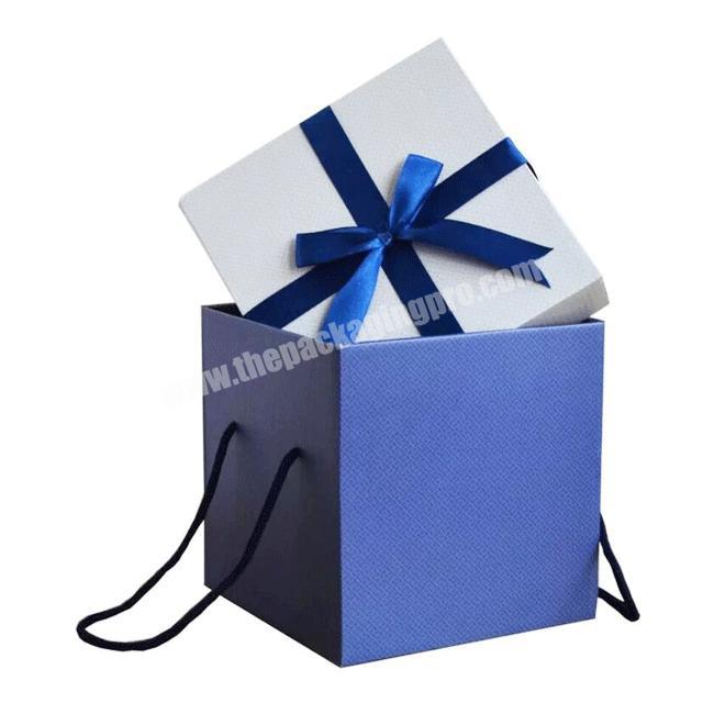 Custom Size Eco Recycled Beautiful Large Paper Square Gift Packaging Boxes With Handle