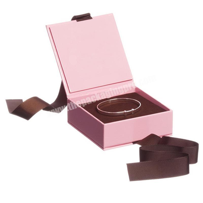 Custom Size  Magnetic Closure Rigid Cardboard Bracelet Paper Gift Boxes
