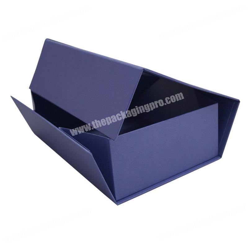 Custom Size Printing Logo Pink Cardboard Foldable Ribbon Closing Clothing Packaging Gift Box