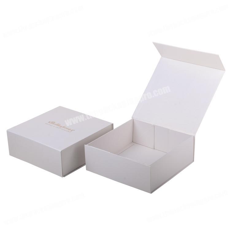 Custom special hard paper gift boxes with magnetic lid