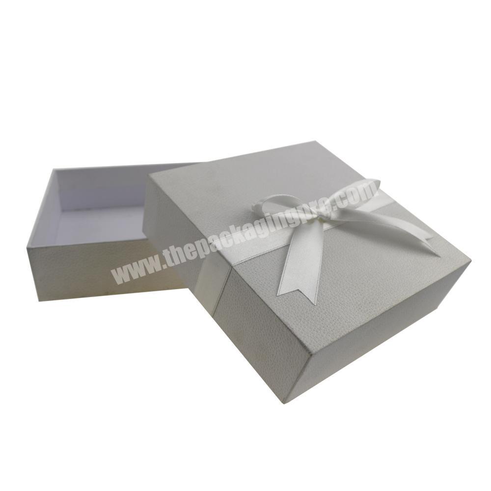 Custom square plain white packaging cardboard  base and lid gift box with ribbon