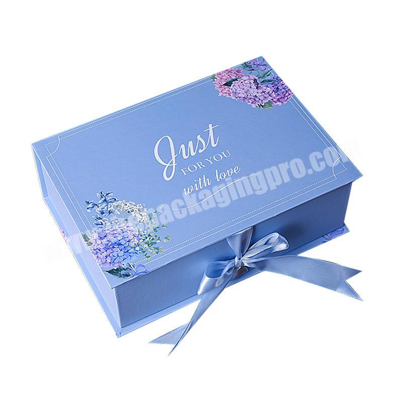 Custom White Packaging Magnetic Closure Cardboard paper box wholesale