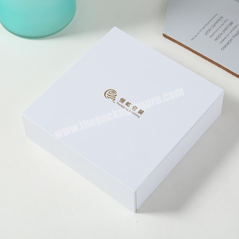 Custom white rigid paper packaging foldable gift box
