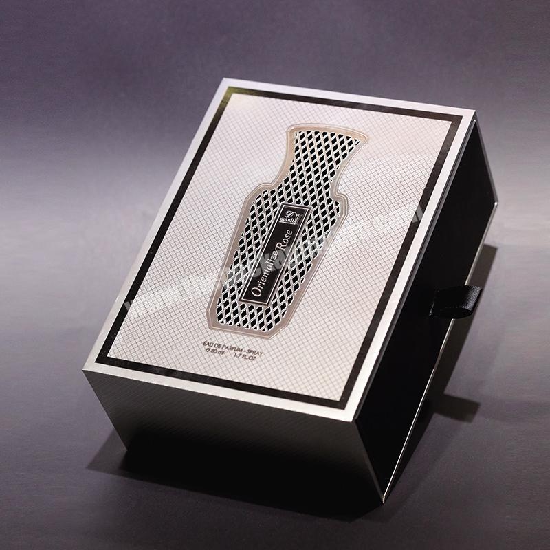 Custom Wholesale Square Luxury Cardboard Gift Box High Quality Cardboard Boxes Packaging Gift Box