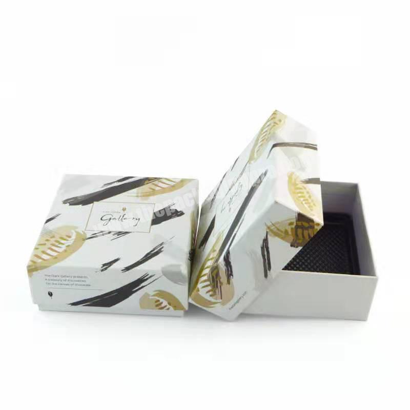Customize design chocolate gift boxes with carton candy white matte packaging