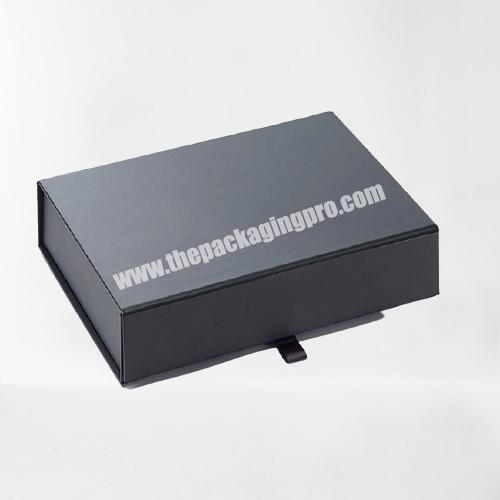 customize folding black paper gift box