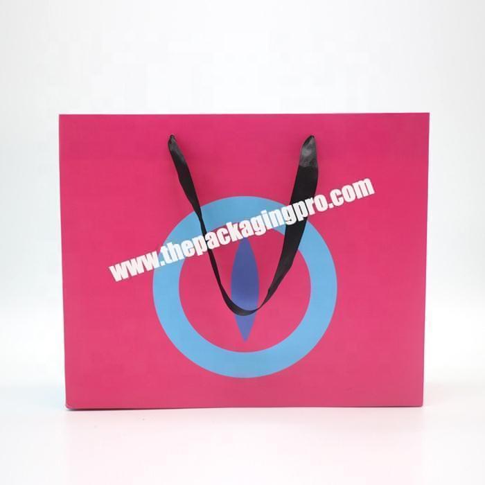 Customized cute paper gift bag for candy box packaging