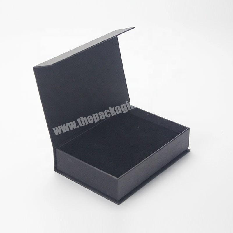 Customized Hot Sale Paper Clamshell Packaging Luxury Magnetic Cardboard Hard Box For Cosmetics