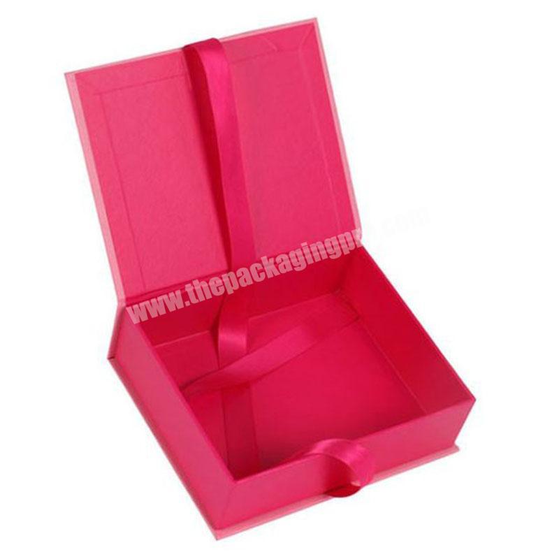 Customized logo lovely red pink girly skin care cosmetics makeup gift packaging boxes