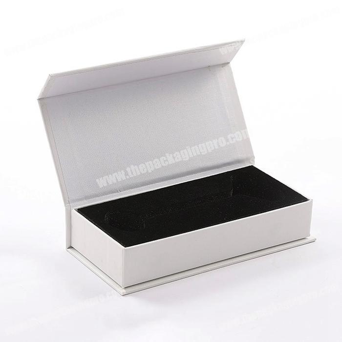 Customized luxury gold foil stamping rigid paper packaging boxes colored flip top magnetic closure perfume gift box