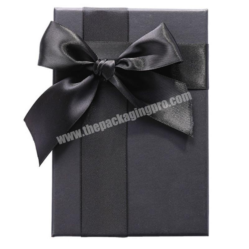 Customized Luxury High Grade Magnetic Perfume Gift Box With Ribbon in Guangzhou