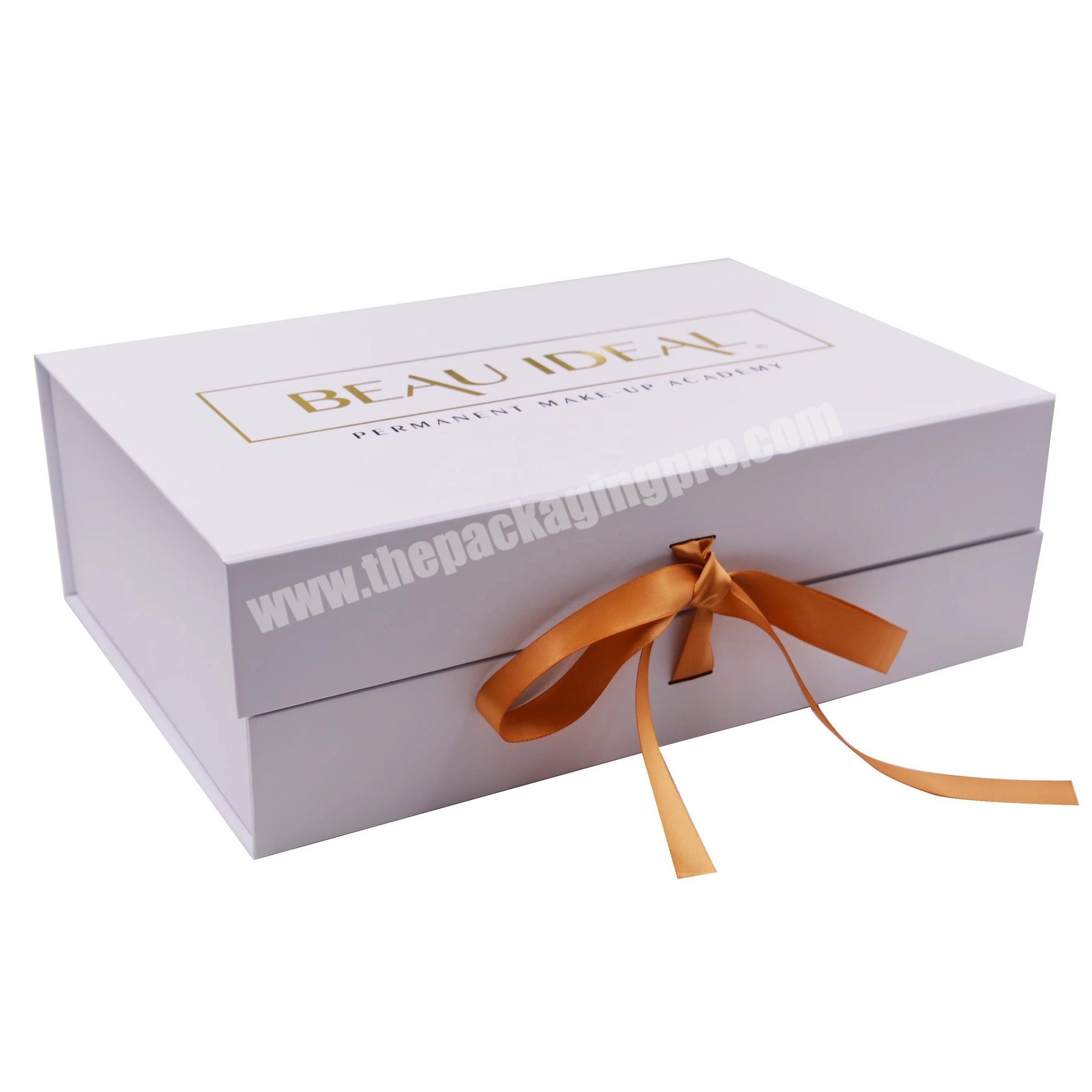 Customized Luxury Packaging Cardboard White Gift