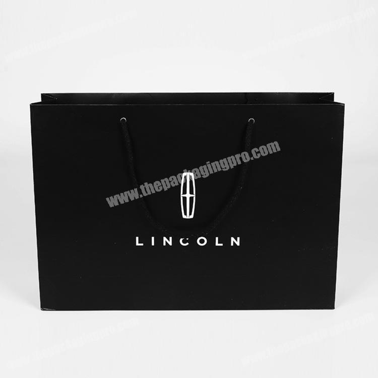 customized white card paper bag cosmetics bag