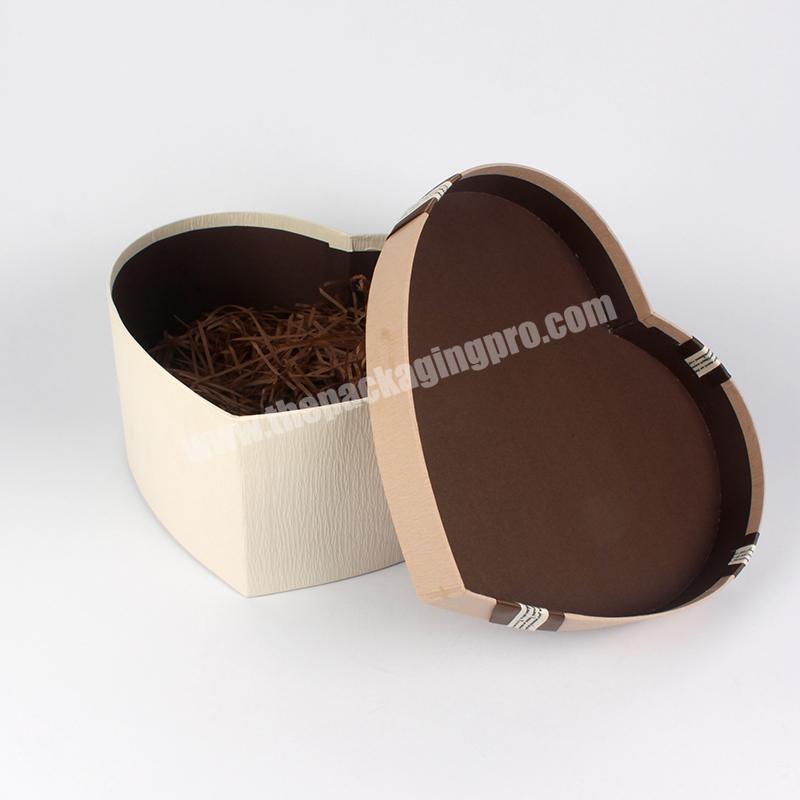 Different types heart shape chocolate packaging gift box