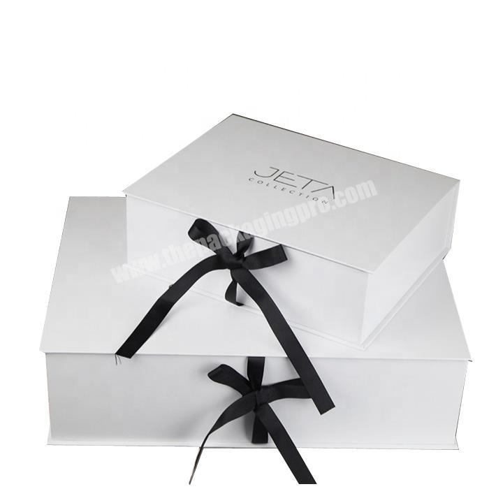 Eco custom made white magnetic closure paper gift box with decorative ribbon