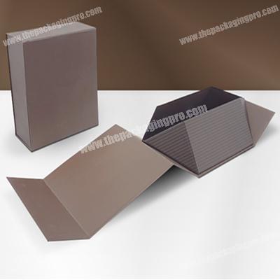 Eco friendly custom gold foil coated paper packaging folding gift box