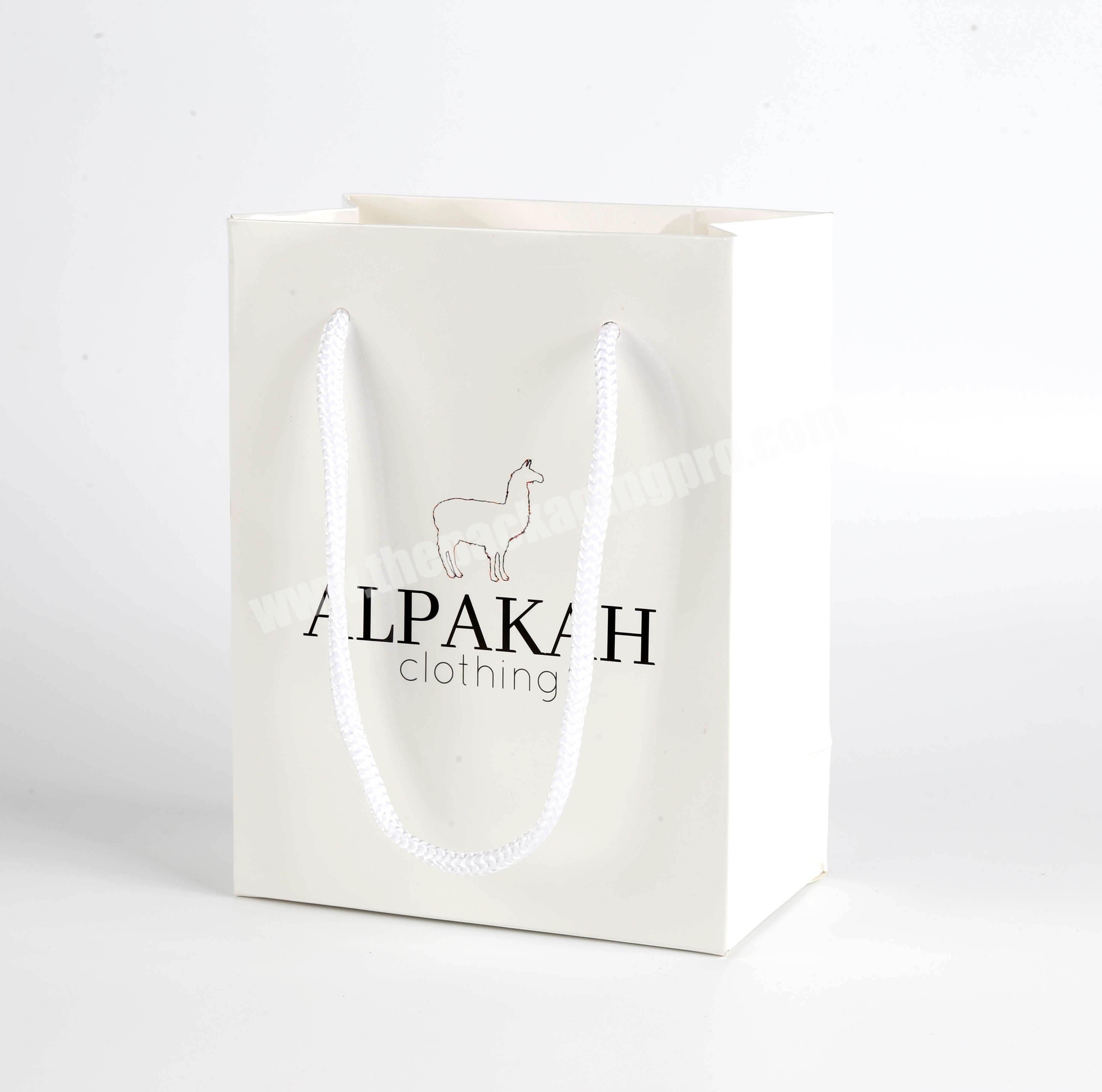 Elegant custom gift packing white paper bags for clothes