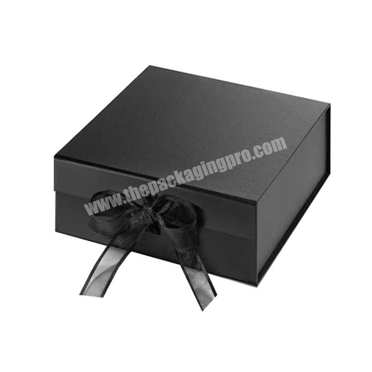 Elegant paperboard mini engagement gift box
