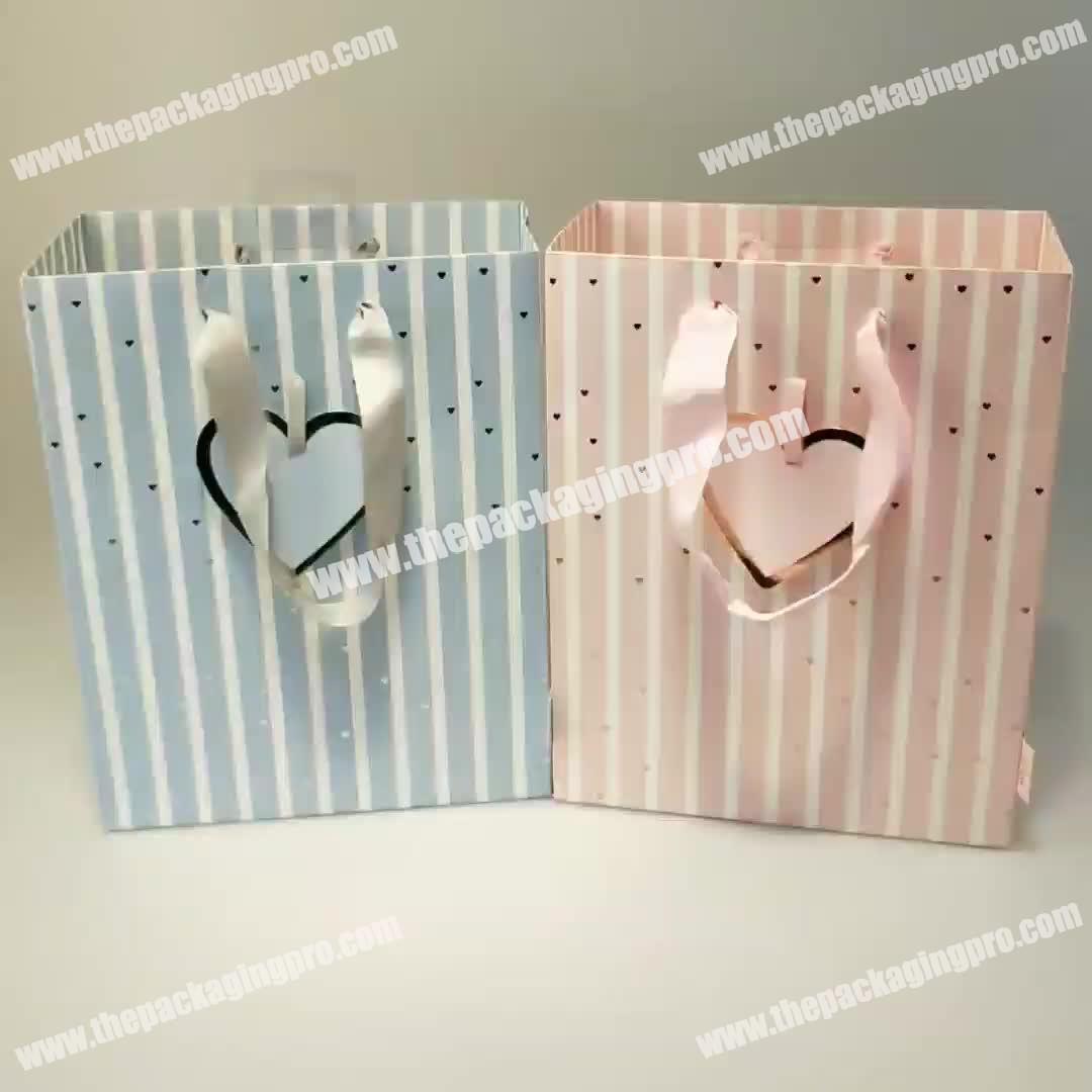 Factory Chinese Best Stock Colorful Luxury Gift Bags Paper Beautiful Paper Shopping Gift Bags with Tag