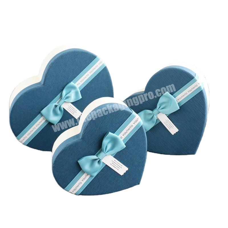 Factory Customized Heart shape gift box valentine gift packaging box with bowknot