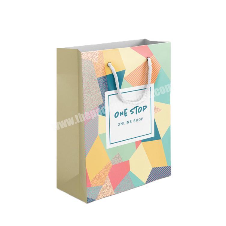 Factory Direct Selling Christmas Brand Customise Paper Packaging Bags